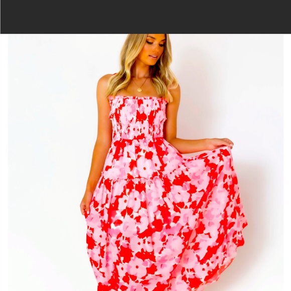 Gingham & Heels Dresses & Skirts - Gingham & Heels size 8 midi dress